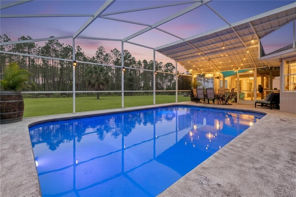 For Sale: $724,900 (4 beds, 3 baths, 2386 Square Feet)