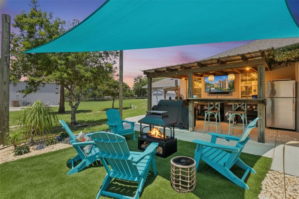 For Sale: $724,900 (4 beds, 3 baths, 2386 Square Feet)