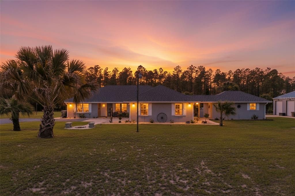 For Sale: $724,900 (4 beds, 3 baths, 2386 Square Feet)