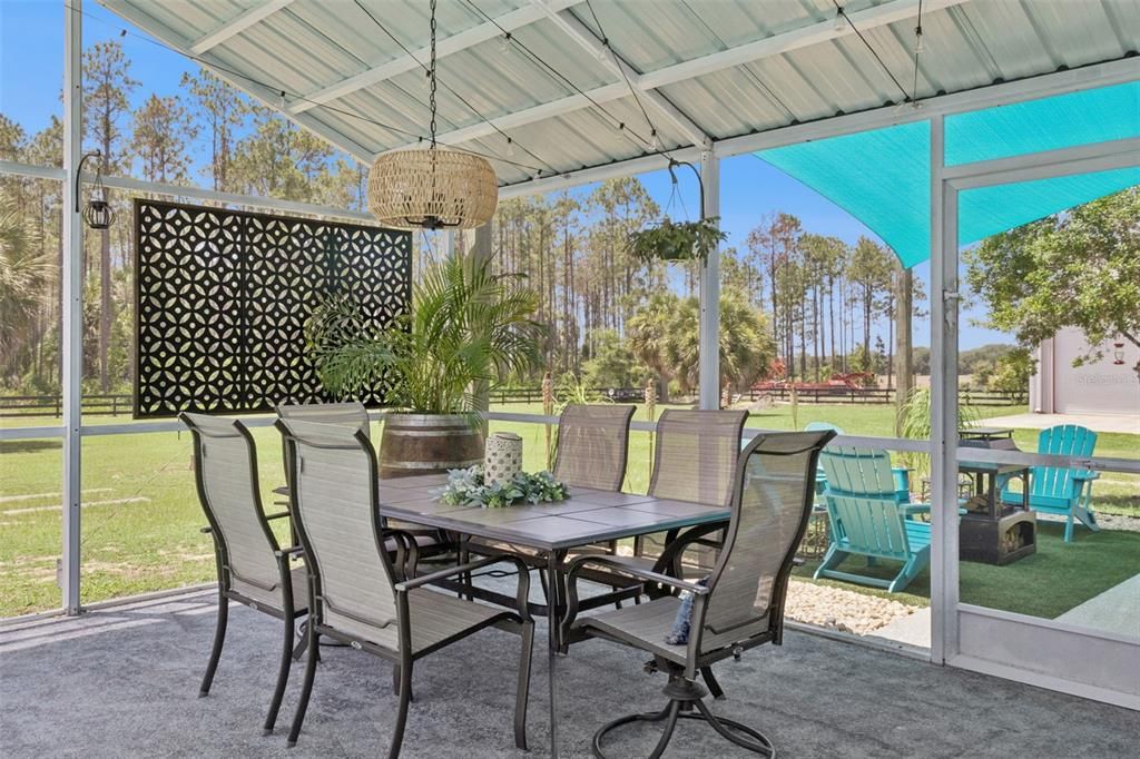 For Sale: $724,900 (4 beds, 3 baths, 2386 Square Feet)