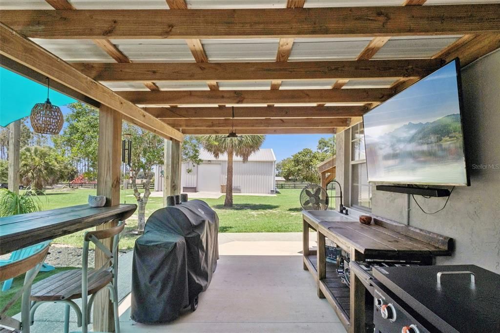 For Sale: $724,900 (4 beds, 3 baths, 2386 Square Feet)