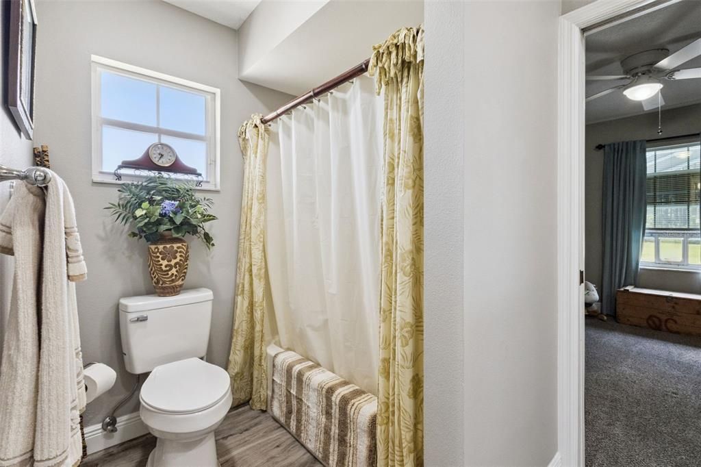 For Sale: $724,900 (4 beds, 3 baths, 2386 Square Feet)