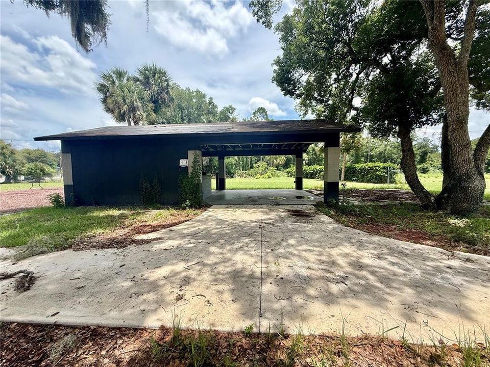 For Sale: $385,000 (0 beds, 0 baths, 807 Square Feet)