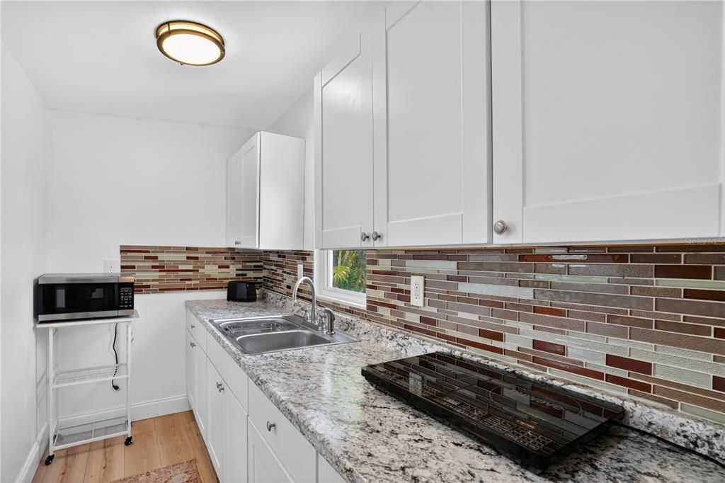 For Sale: $465,000 (3 beds, 2 baths, 1651 Square Feet)