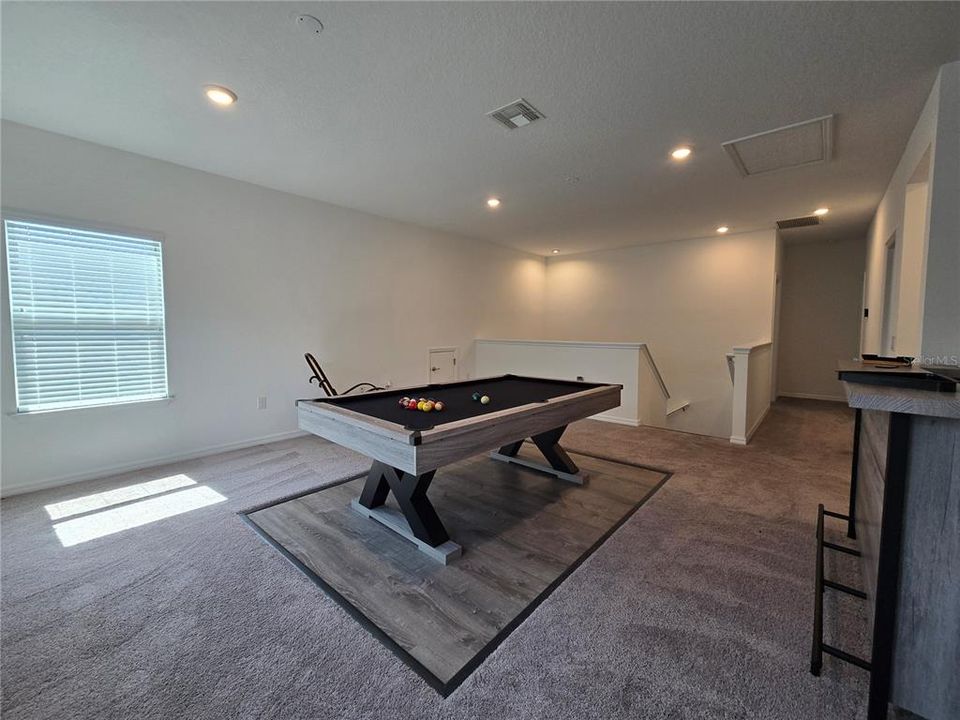 For Sale: $800,000 (4 beds, 3 baths, 3124 Square Feet)