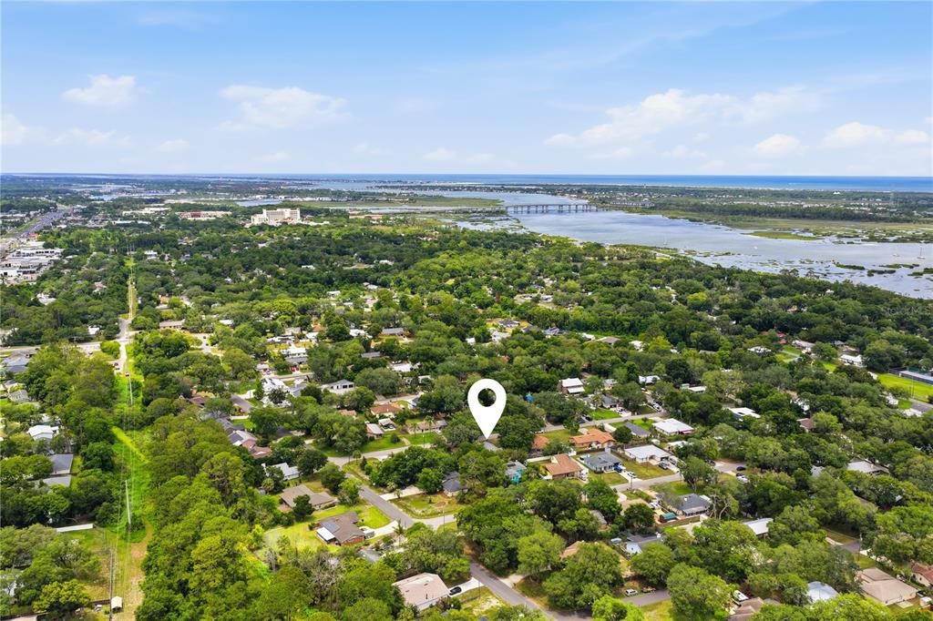 For Sale: $419,000 (3 beds, 2 baths, 1385 Square Feet)
