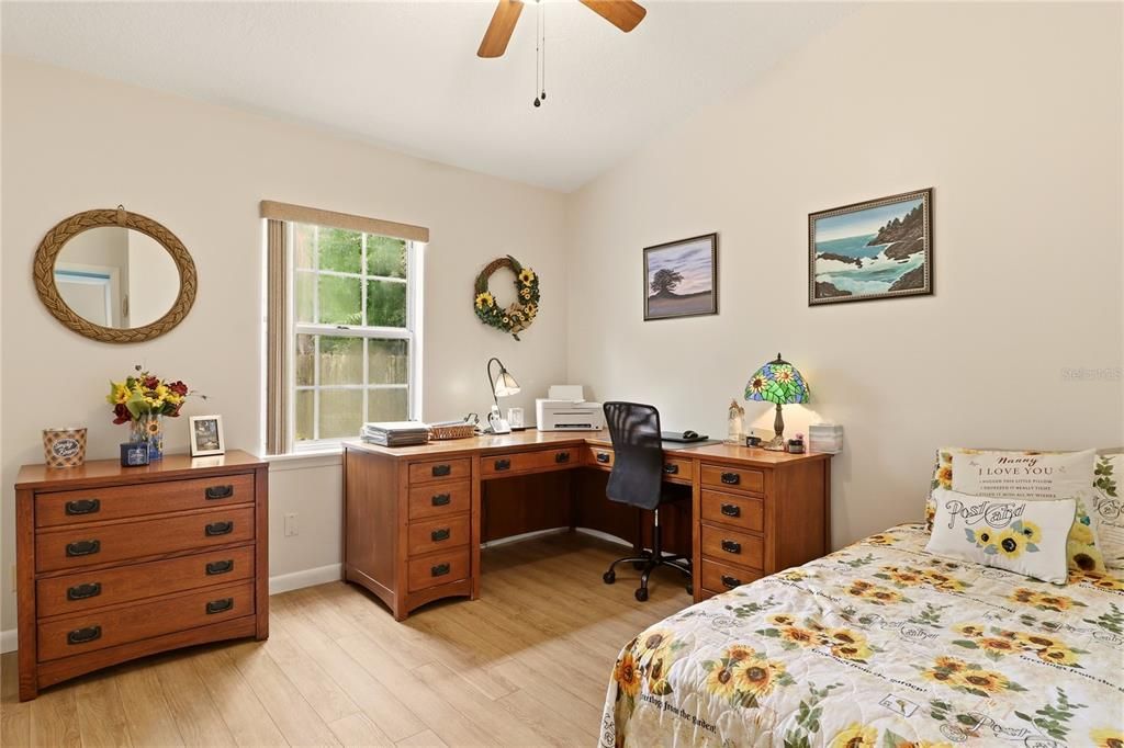 For Sale: $419,000 (3 beds, 2 baths, 1385 Square Feet)