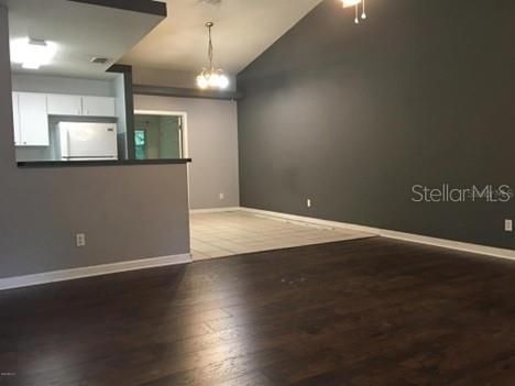 For Rent: $1,200 (2 beds, 2 baths, 1248 Square Feet)