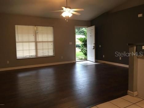 For Rent: $1,200 (2 beds, 2 baths, 1248 Square Feet)
