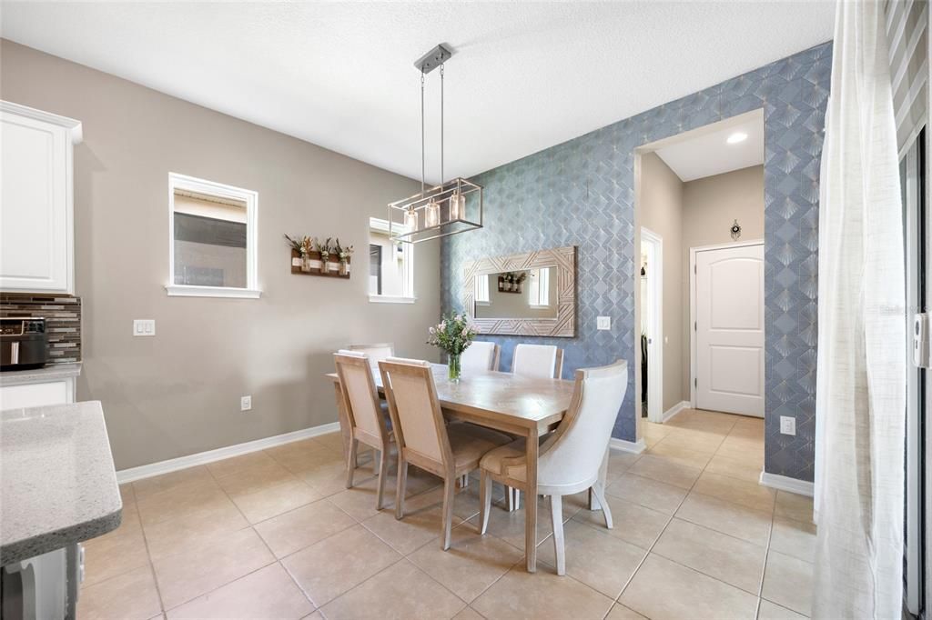 For Sale: $499,999 (3 beds, 2 baths, 1692 Square Feet)