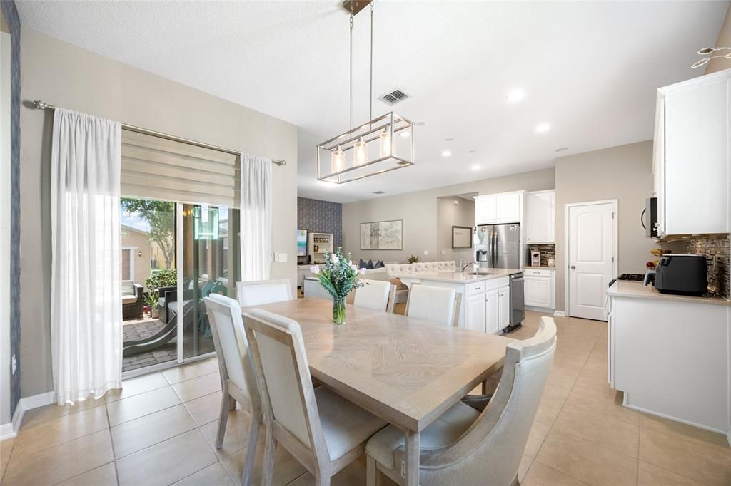 For Sale: $499,999 (3 beds, 2 baths, 1692 Square Feet)