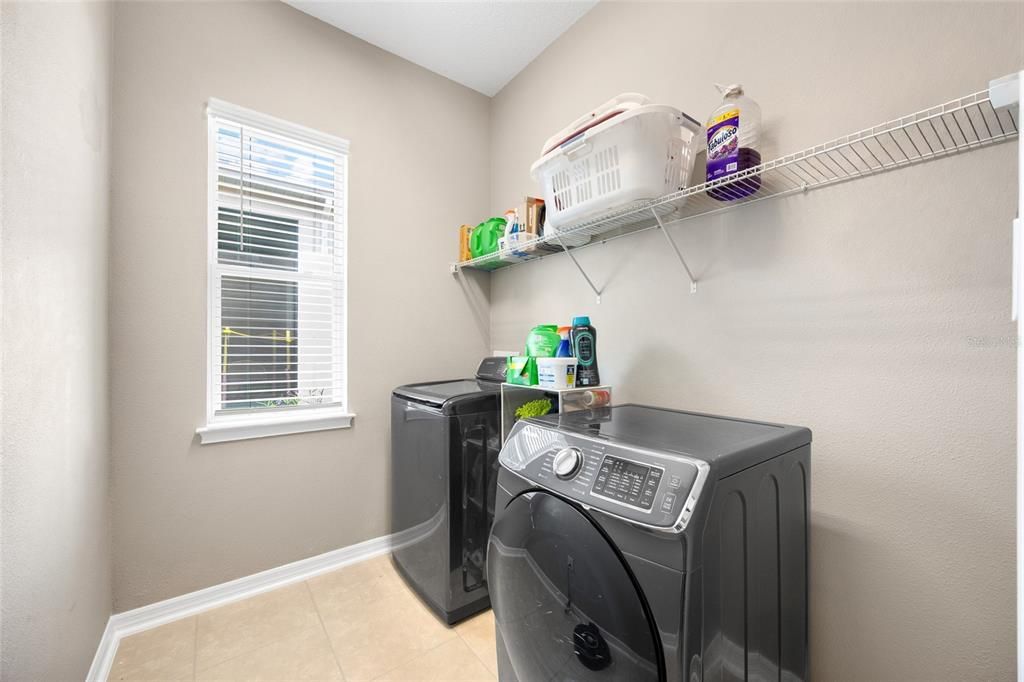 For Sale: $499,999 (3 beds, 2 baths, 1692 Square Feet)