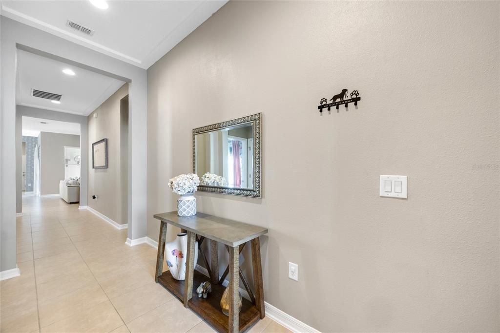 For Sale: $499,999 (3 beds, 2 baths, 1692 Square Feet)