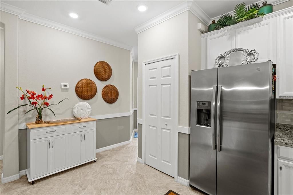 Activo con contrato: $425,000 (3 camas, 2 baños, 1416 Pies cuadrados)