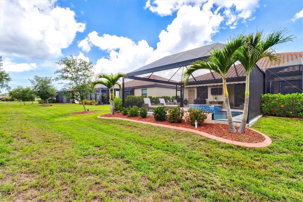 Activo con contrato: $425,000 (3 camas, 2 baños, 1416 Pies cuadrados)