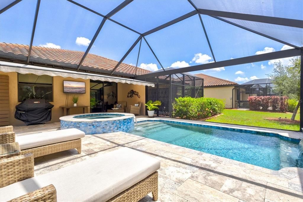 Activo con contrato: $425,000 (3 camas, 2 baños, 1416 Pies cuadrados)