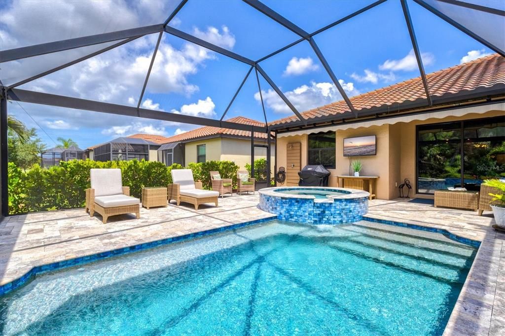 Activo con contrato: $425,000 (3 camas, 2 baños, 1416 Pies cuadrados)