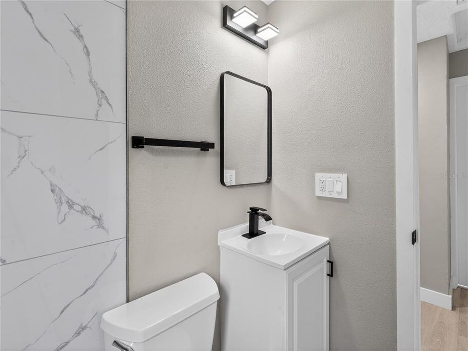 En Venta: $375,000 (3 camas, 2 baños, 1190 Pies cuadrados)