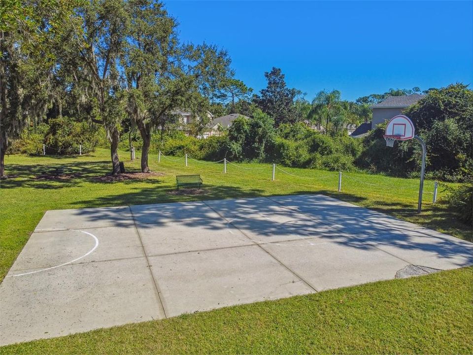 For Sale: $385,000 (3 beds, 2 baths, 2147 Square Feet)
