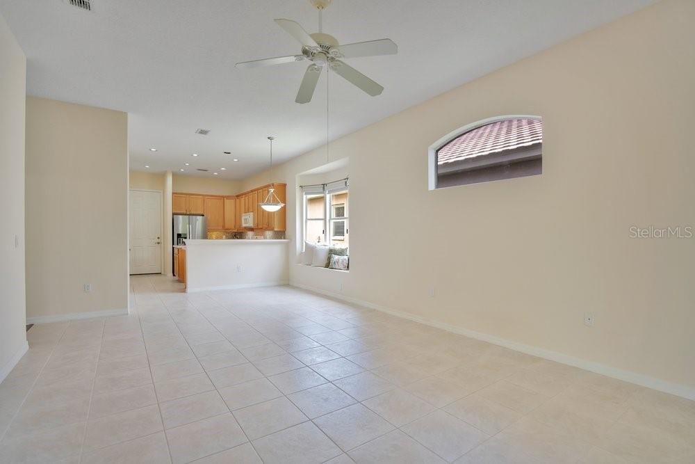 For Sale: $385,000 (3 beds, 2 baths, 2147 Square Feet)