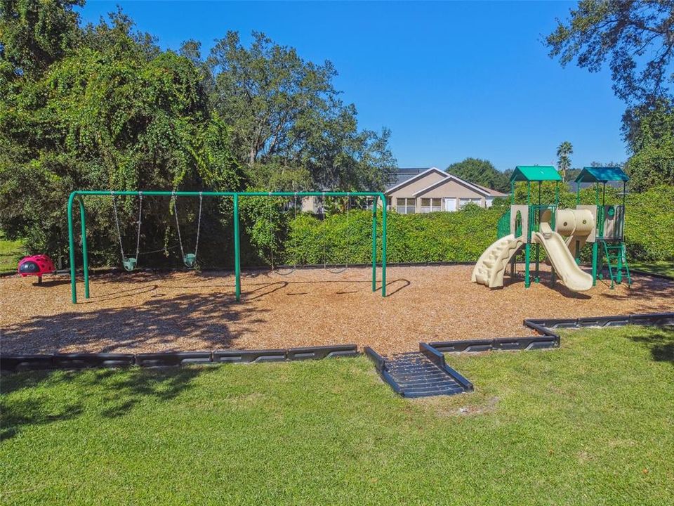For Sale: $385,000 (3 beds, 2 baths, 2147 Square Feet)