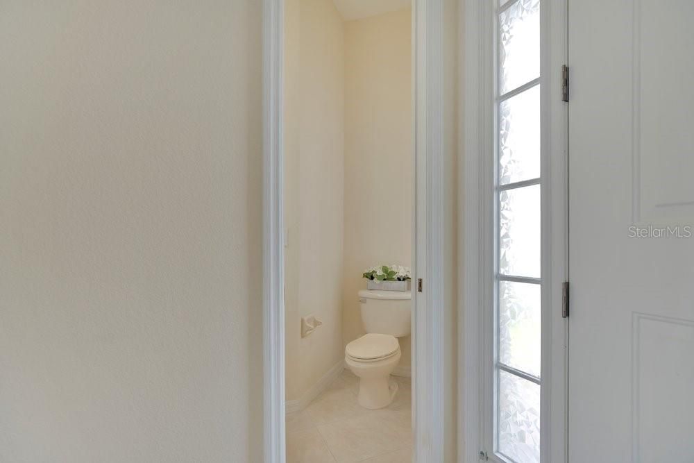 For Sale: $385,000 (3 beds, 2 baths, 2147 Square Feet)