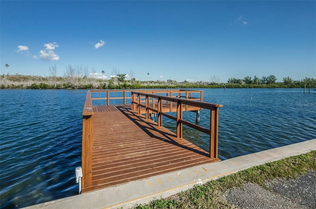 For Sale: $729,000 (2 beds, 2 baths, 1130 Square Feet)