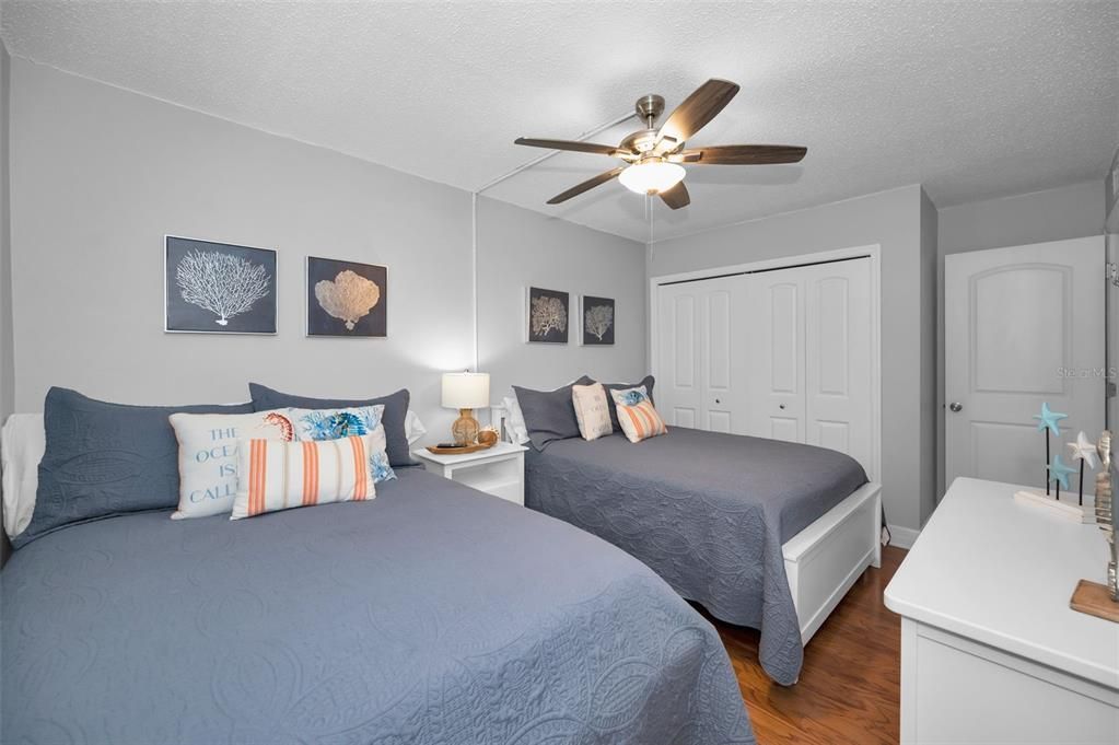 For Sale: $729,000 (2 beds, 2 baths, 1130 Square Feet)