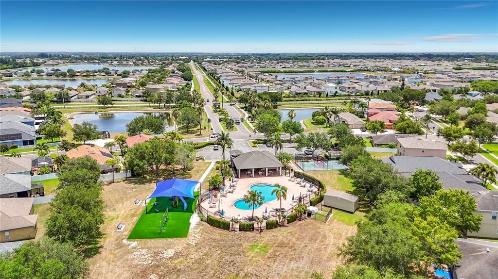 For Sale: $284,900 (3 beds, 2 baths, 1611 Square Feet)