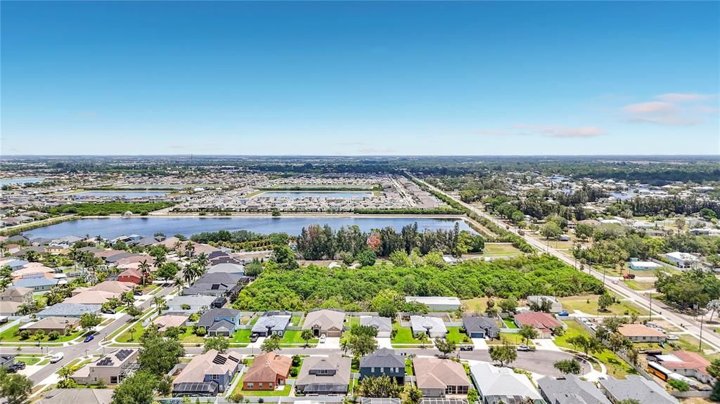 For Sale: $284,900 (3 beds, 2 baths, 1611 Square Feet)