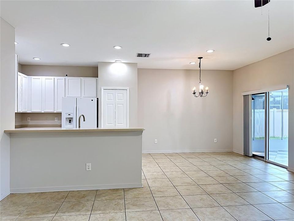 For Sale: $284,900 (3 beds, 2 baths, 1611 Square Feet)