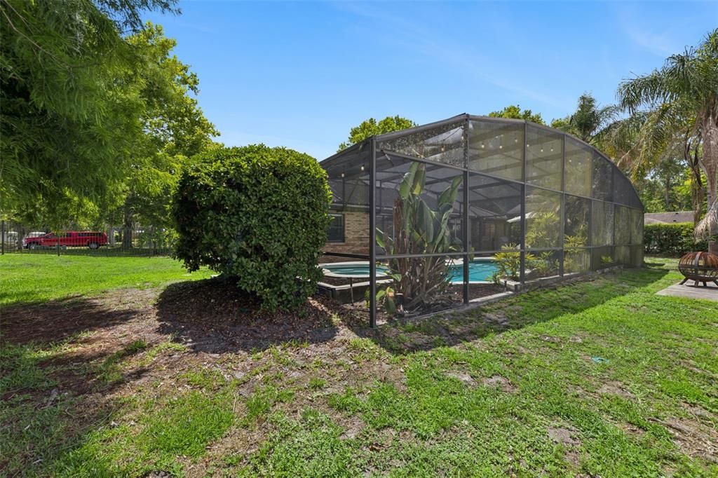 Active With Contract: $599,000 (4 beds, 2 baths, 2253 Square Feet)