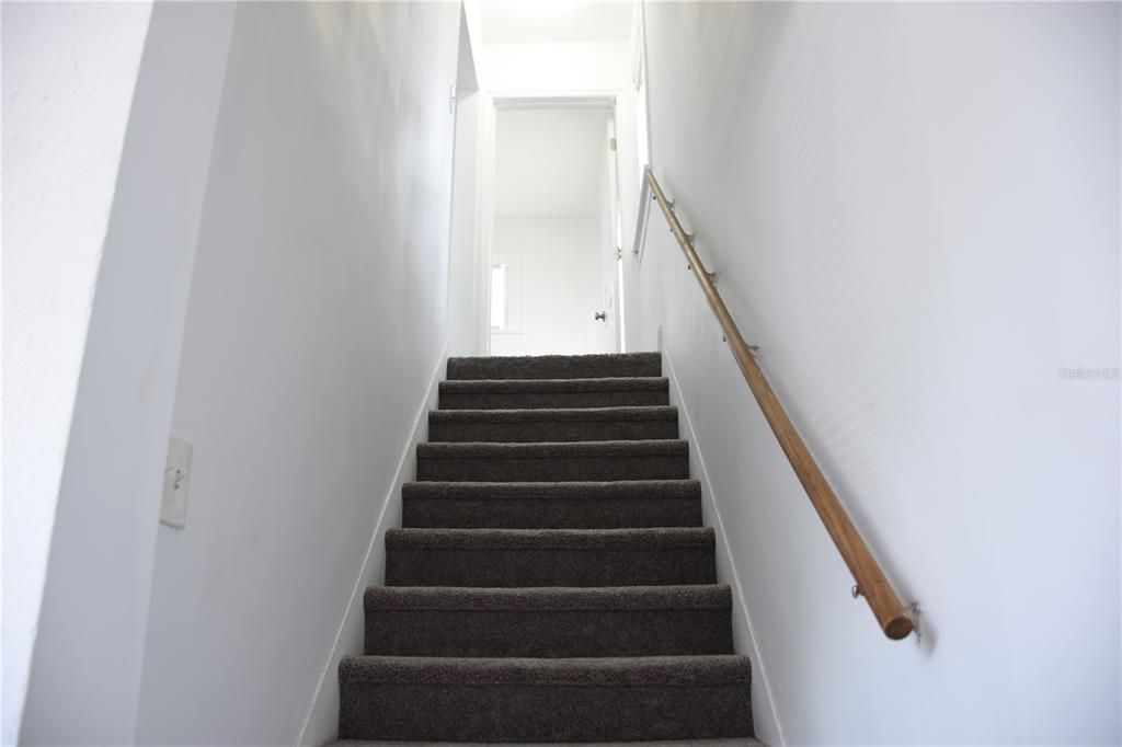 For Sale: $275,000 (4 beds, 2 baths, 1204 Square Feet)