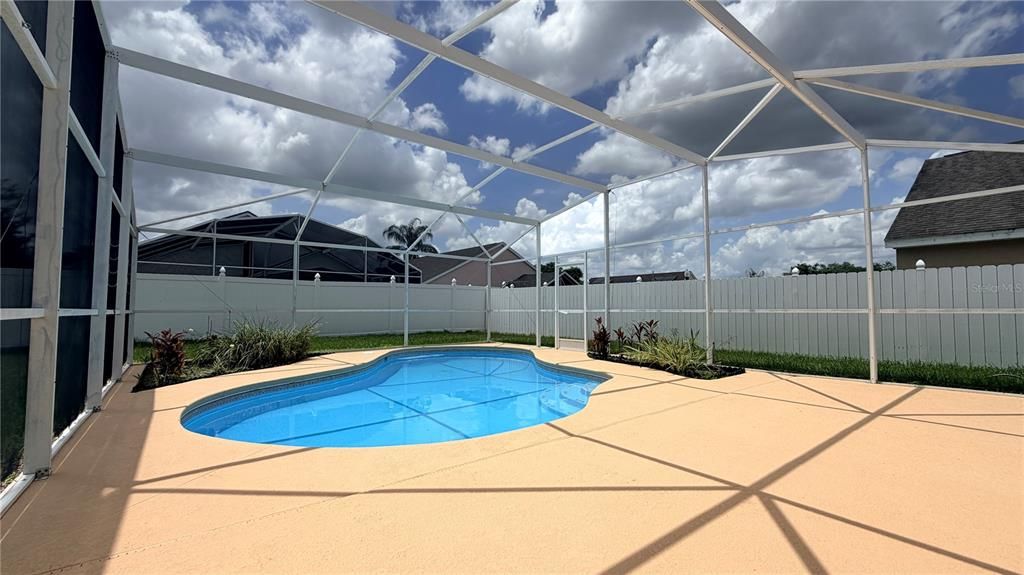 For Sale: $364,990 (3 beds, 2 baths, 1376 Square Feet)