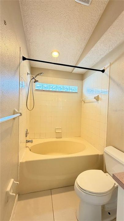 For Sale: $364,990 (3 beds, 2 baths, 1376 Square Feet)