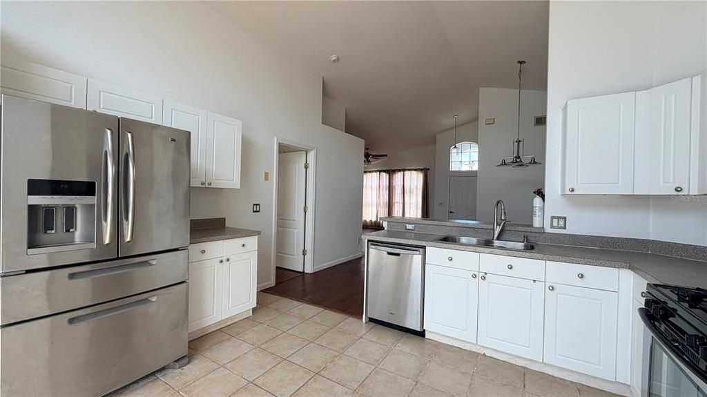 For Sale: $364,990 (3 beds, 2 baths, 1376 Square Feet)
