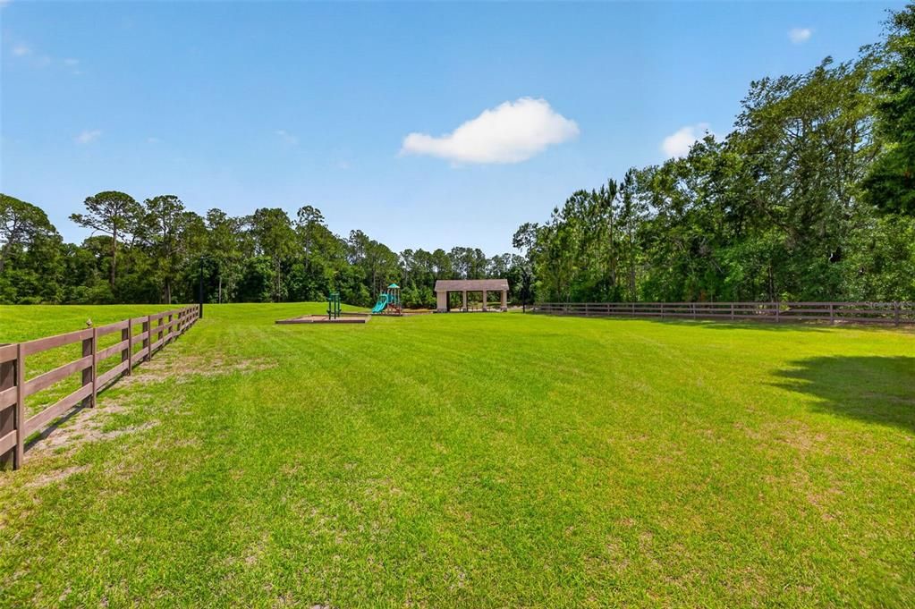 For Sale: $485,000 (4 beds, 3 baths, 2665 Square Feet)