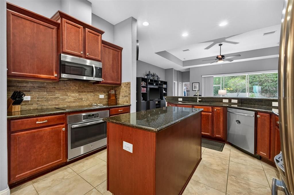 For Sale: $485,000 (4 beds, 3 baths, 2665 Square Feet)