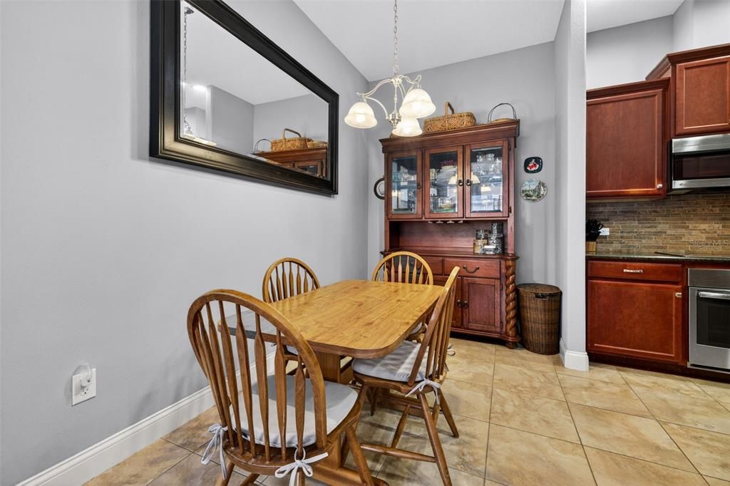 For Sale: $485,000 (4 beds, 3 baths, 2665 Square Feet)