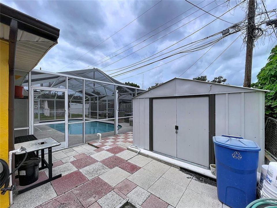 For Sale: $379,900 (2 beds, 2 baths, 1321 Square Feet)