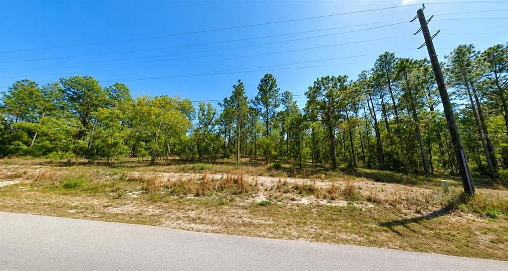 En Venta: $28,500 (0.99 acres)