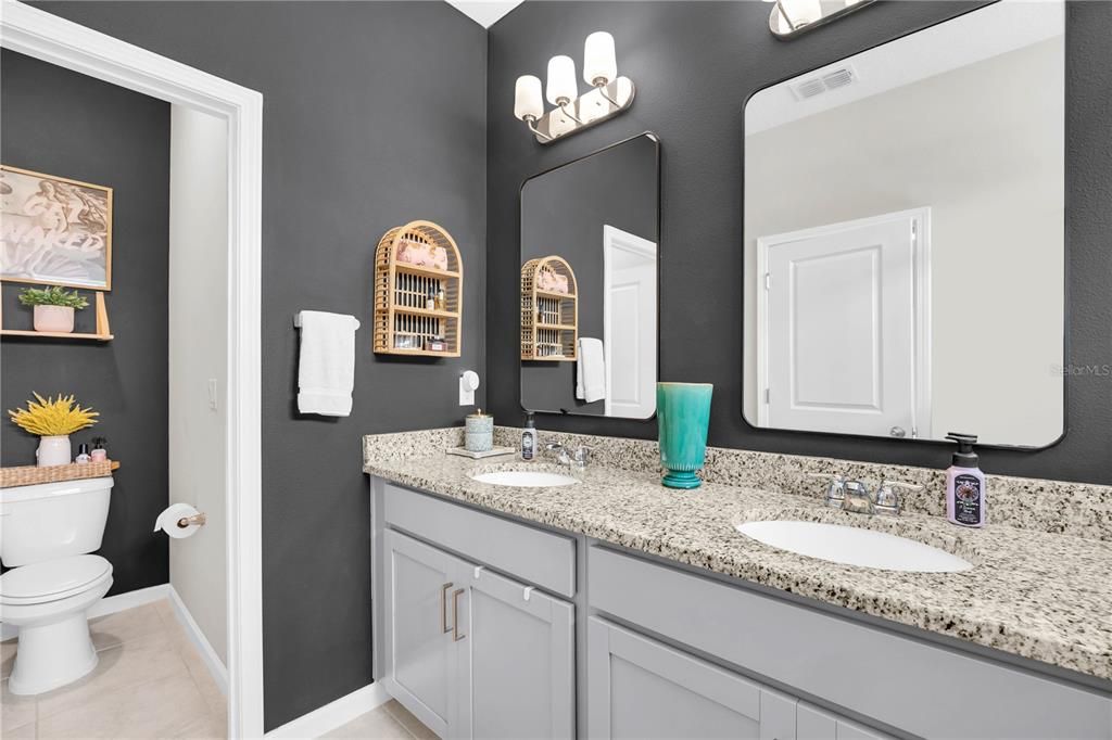 Active With Contract: $450,000 (4 beds, 2 baths, 1644 Square Feet)