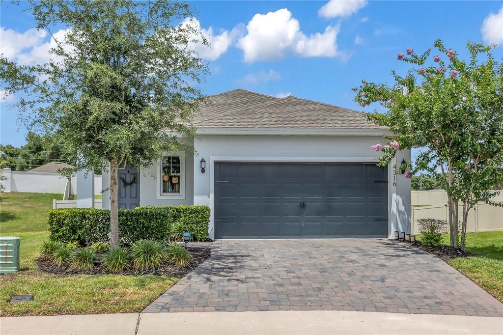 Active With Contract: $450,000 (4 beds, 2 baths, 1644 Square Feet)