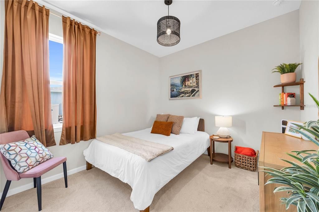 Active With Contract: $450,000 (4 beds, 2 baths, 1644 Square Feet)
