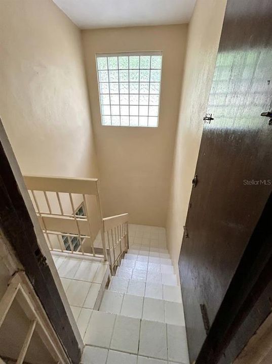 For Sale: $260,000 (5 beds, 2 baths, 2467 Square Feet)