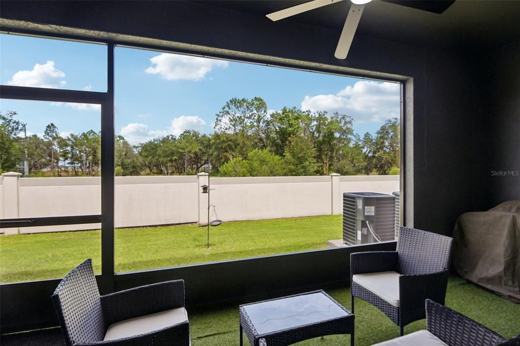 For Sale: $299,900 (3 beds, 2 baths, 1673 Square Feet)