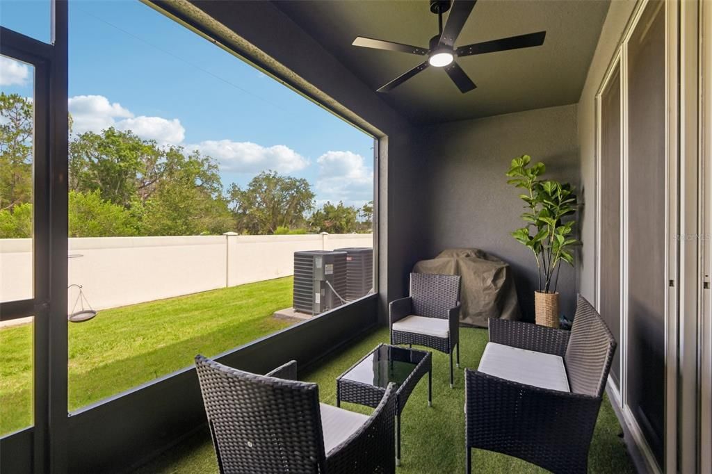 For Sale: $299,900 (3 beds, 2 baths, 1673 Square Feet)
