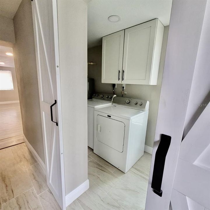 For Sale: $325,000 (4 beds, 3 baths, 1648 Square Feet)