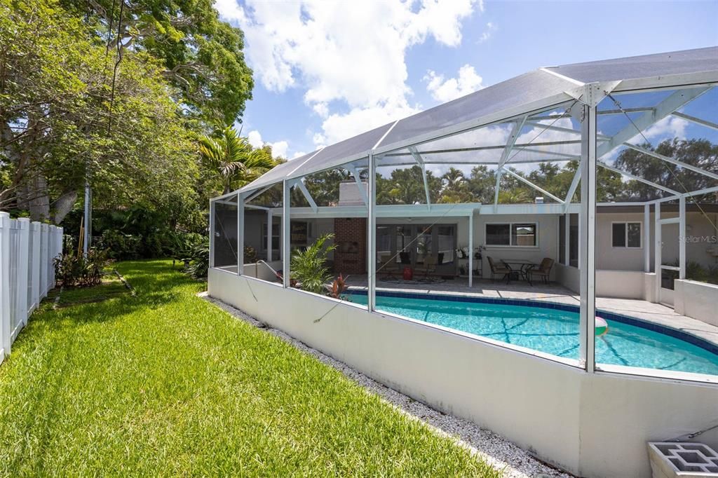 Activo con contrato: $640,000 (2 camas, 2 baños, 1523 Pies cuadrados)