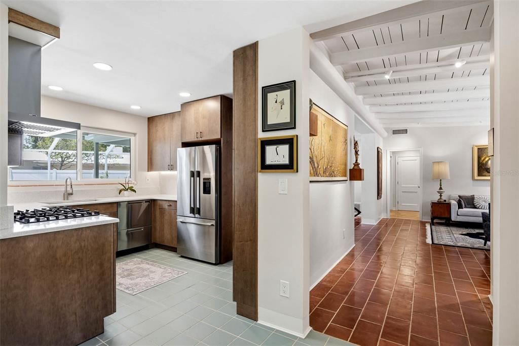 Activo con contrato: $640,000 (2 camas, 2 baños, 1523 Pies cuadrados)